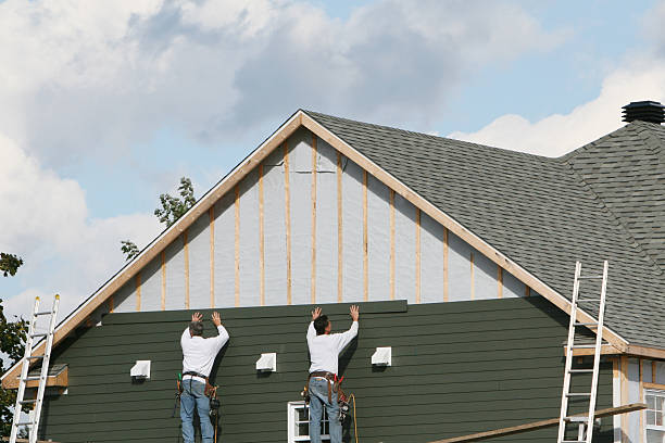 Professional Wood Siding technician working in Arlington, OH